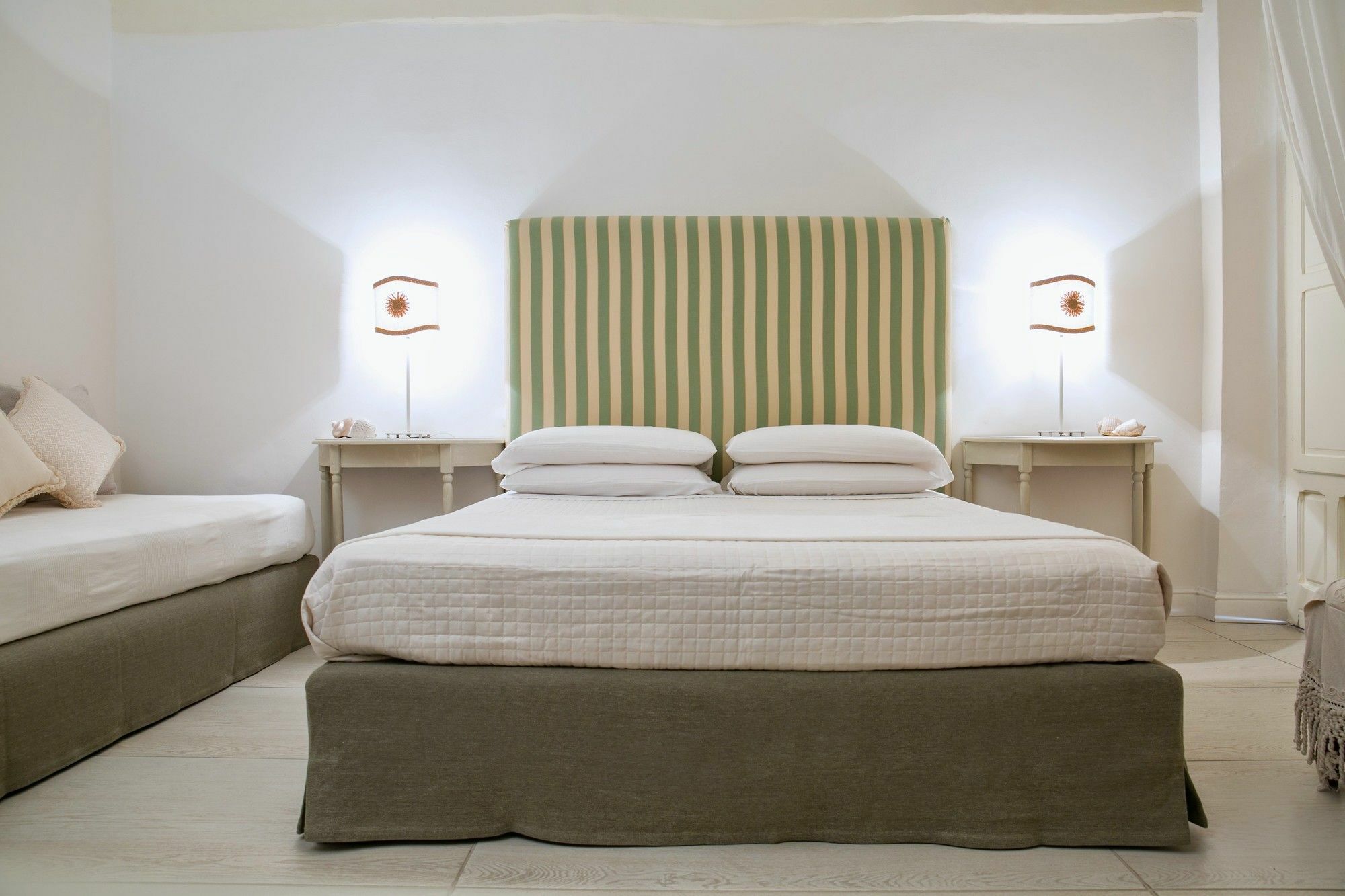 Domus Dejana Bed & Breakfast Галиполи Екстериор снимка